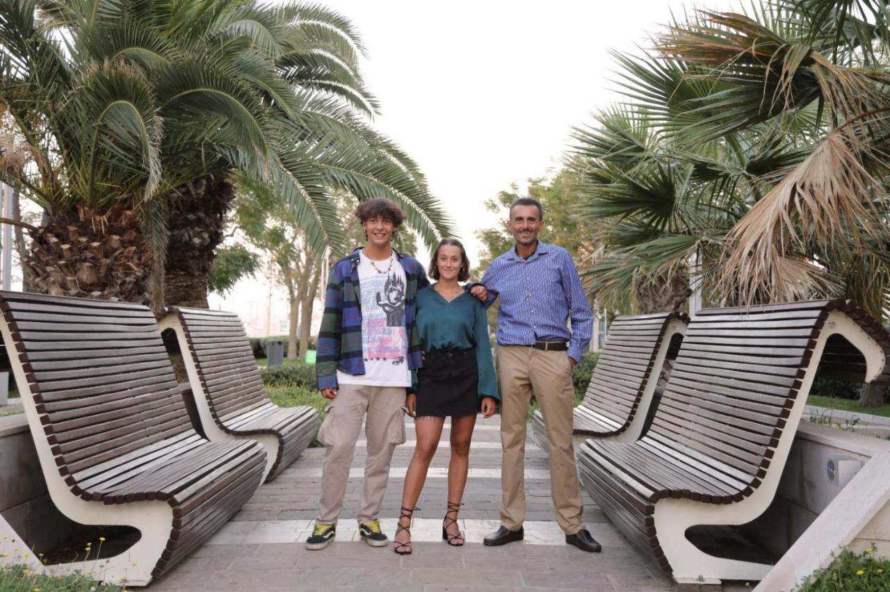 Residenza Alma Aparthotel Riccione Bagian luar foto